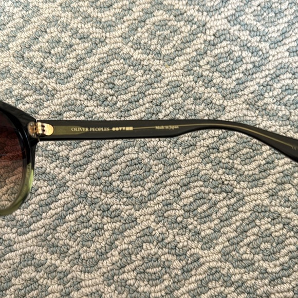 Oliver Peoples x Madison Kitsune Sunglasses - Picture 3 of 4